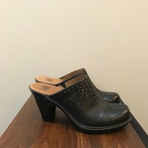 Sofft Leather Heeled Studded Clogs - Size 8.5